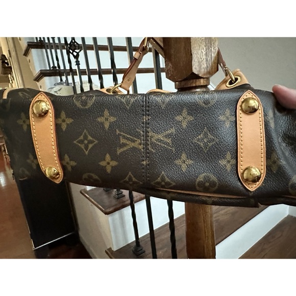 Authentic Louis Vuitton Monogram Canvas Galliera PM Shoulder Hobo Bag - Picture 4 of 9